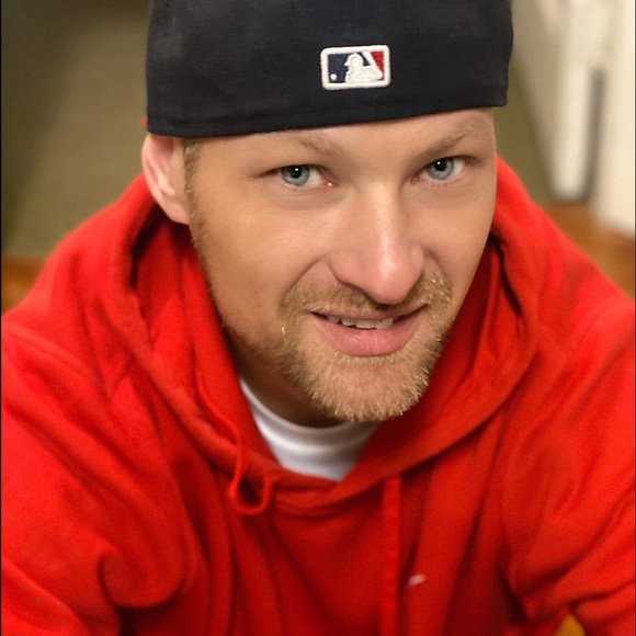 Meet your Posher, Brandon - Picture 2 of 2